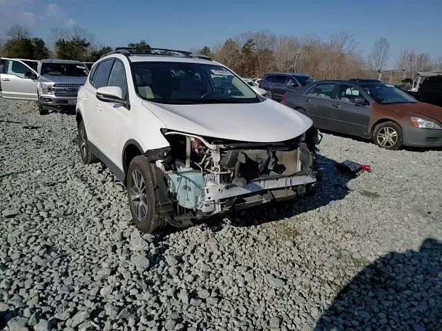 2017 Toyota RAV 4 - Image 11