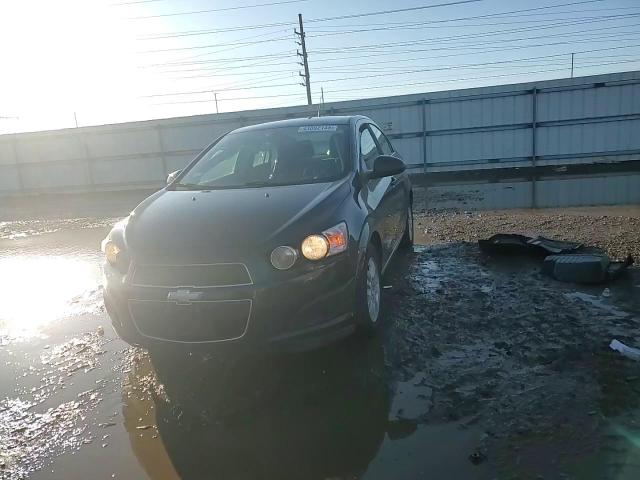 2014 Chevrolet Sonic - Image 11