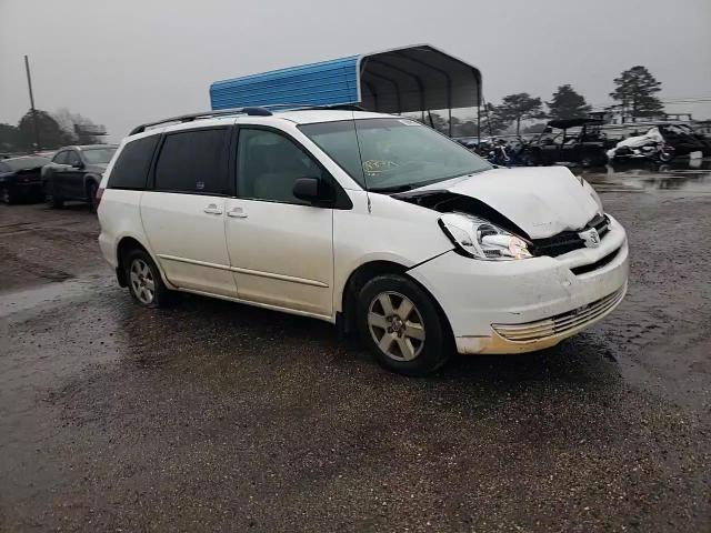 2004 Toyota Sienna - Image 11