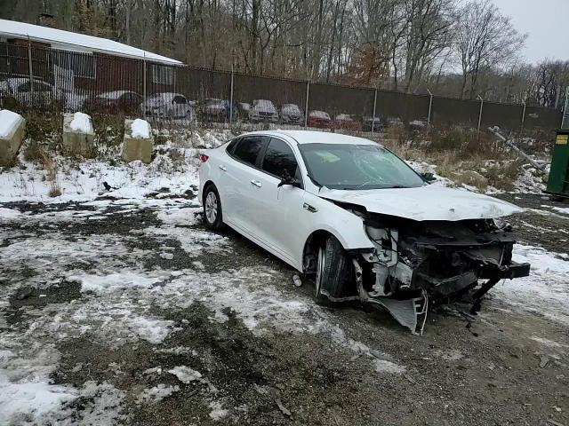 2017 Kia Optima - Image 11