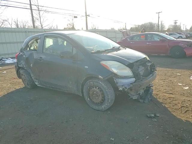 2009 Toyota Yaris - Image 11