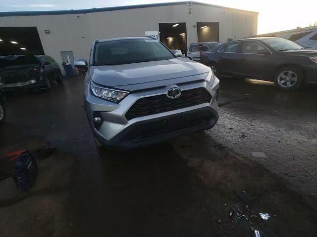 2019 Toyota RAV 4 - Image 13