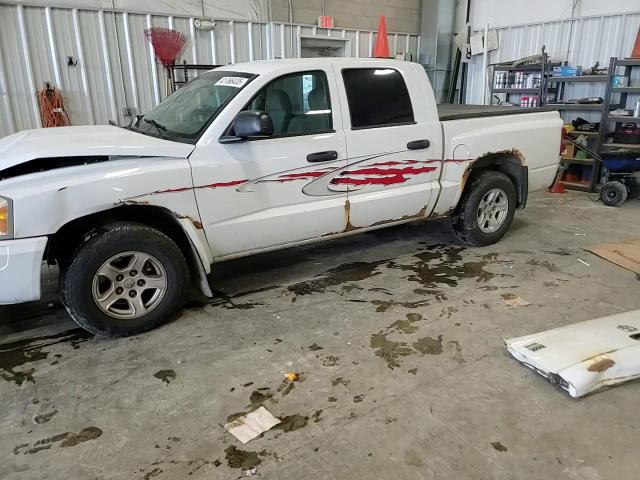 2007 Dodge Dakota - Image 11