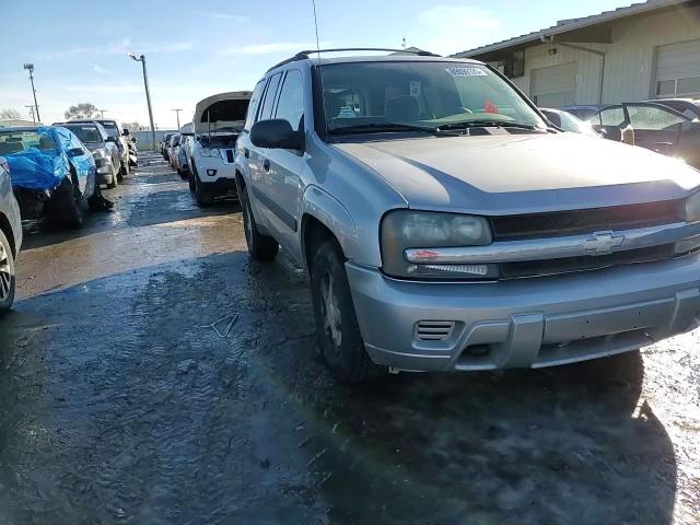 2005 Chevrolet TrailBlazer - Image 12