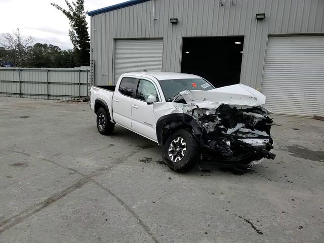 2021 Toyota Tacoma - Image 13