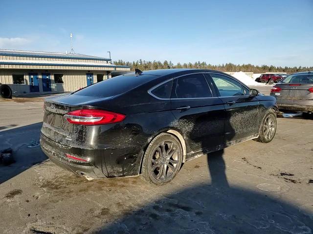 2019 Ford Fusion - Image 10