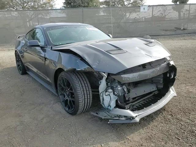 2019 Ford Mustang - Image 11