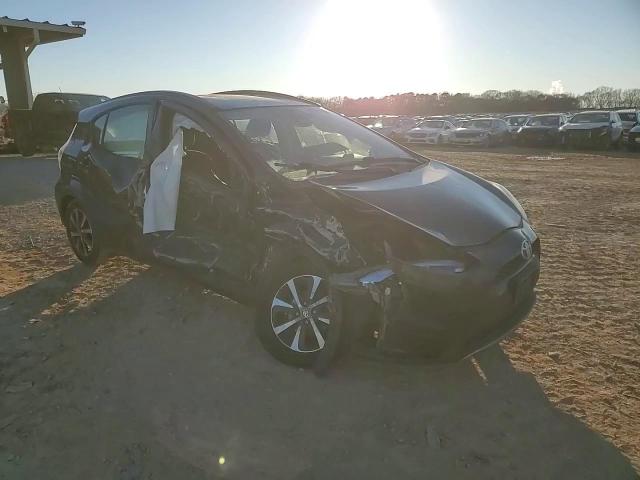 2018 Toyota Prius - Image 11