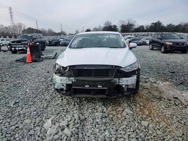 2018 Ford Fusion S VIN: 3FA6P0G73JR273286 Lot: 41745825
