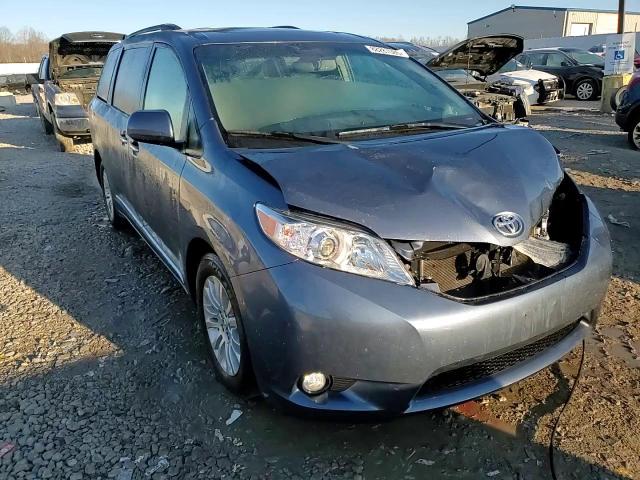 2015 Toyota Sienna Xle VIN: 5TDYK3DC7FS540938 Lot: 88287085