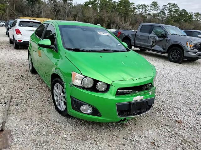 2014 Chevrolet Sonic - Image 13