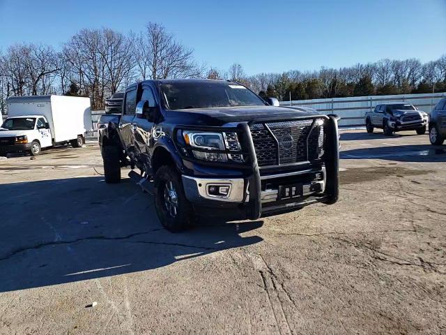 2016 Nissan Titan - Image 11