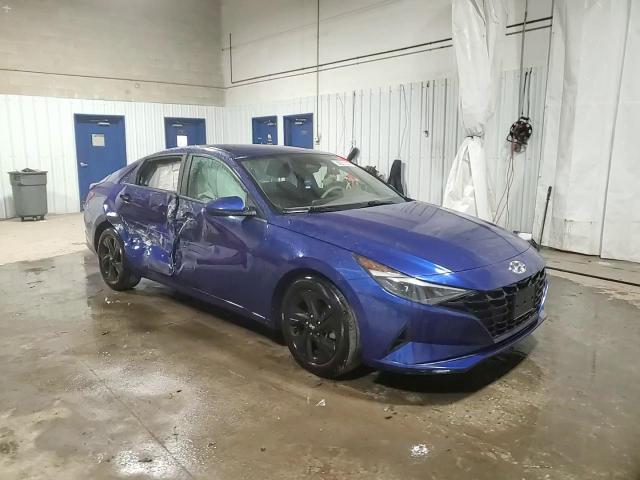 2021 Hyundai Elantra - Image 13