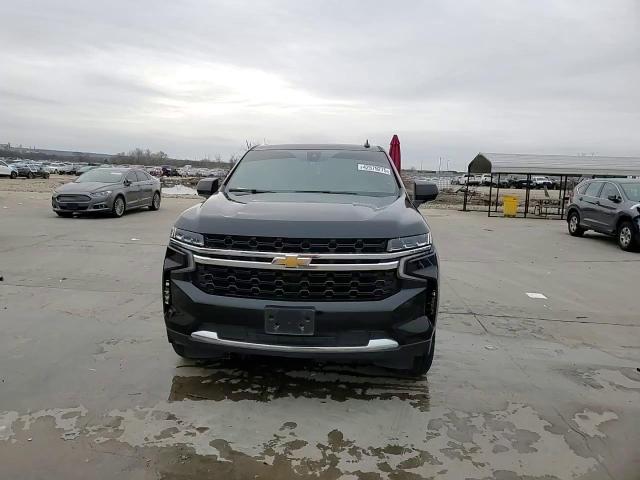 2021 Chevrolet Suburban - Image 14