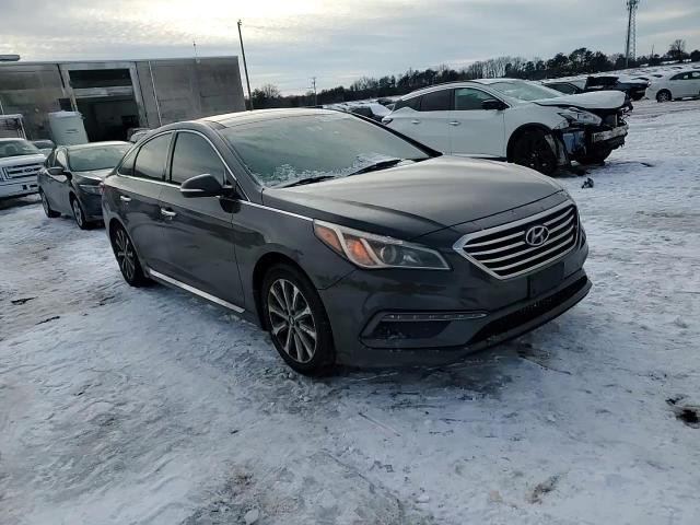 2016 Hyundai Sonata - Image 10