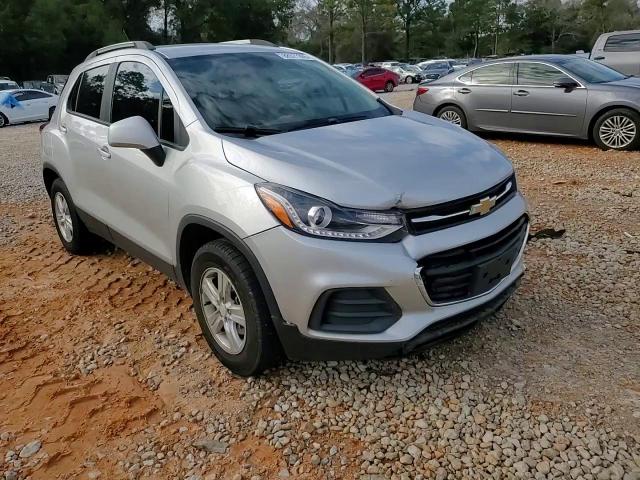 2021 Chevrolet Trax - Image 11