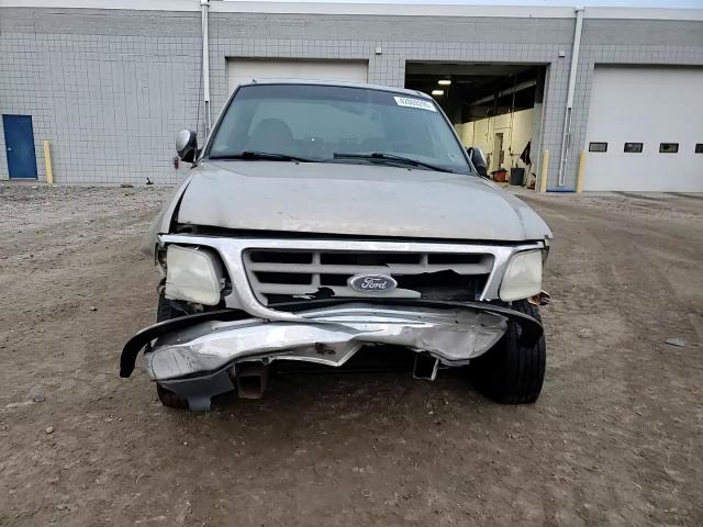 2001 Ford F-150 - Image 11