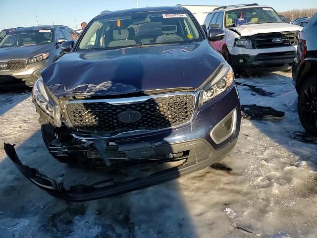 2016 Kia Sorento - Image 12