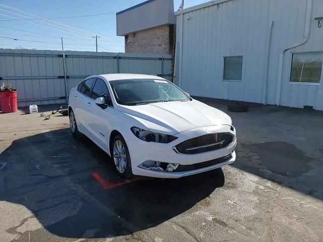 2017 Ford Fusion - Image 14