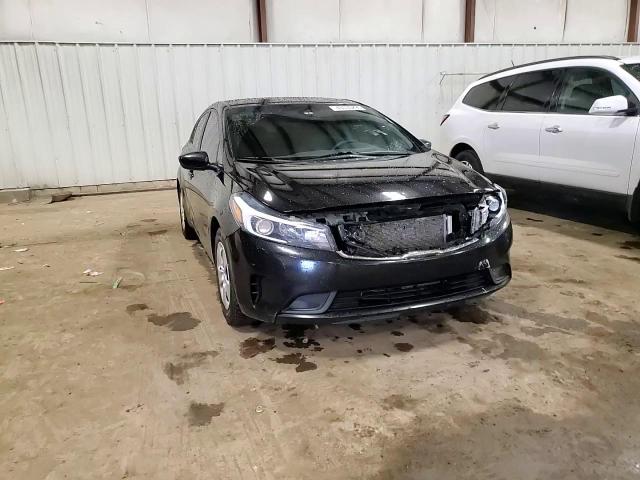2017 Kia Forte - Image 11