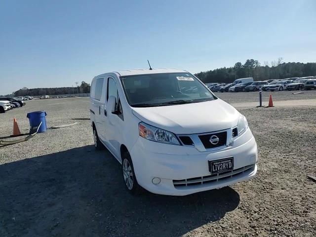 2016 Nissan NV - Image 12
