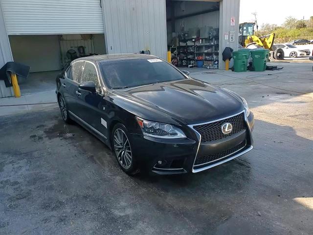 2015 Lexus LS - Image 14