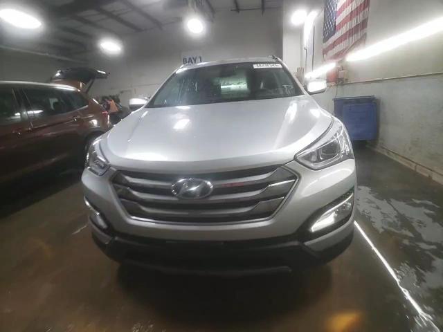 2015 Hyundai Santa Fe - Image 14