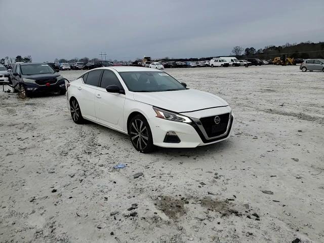 2020 Nissan Altima - Image 10