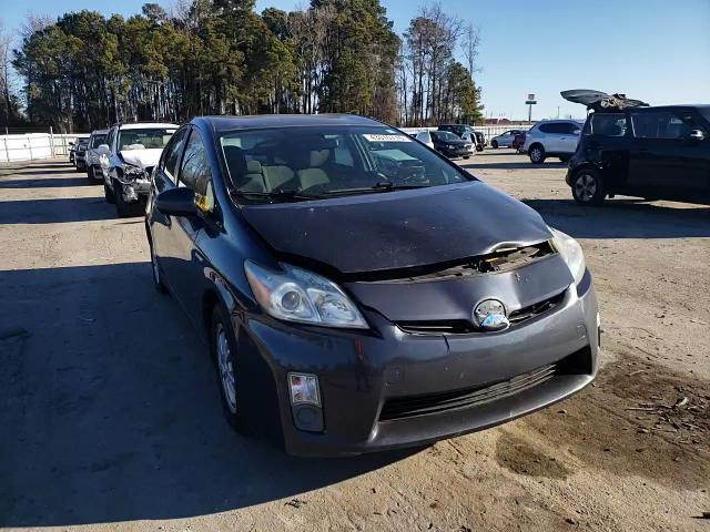 2011 Toyota Prius - Image 11