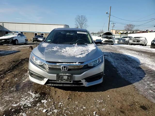 2018 Honda Civic - Image 10