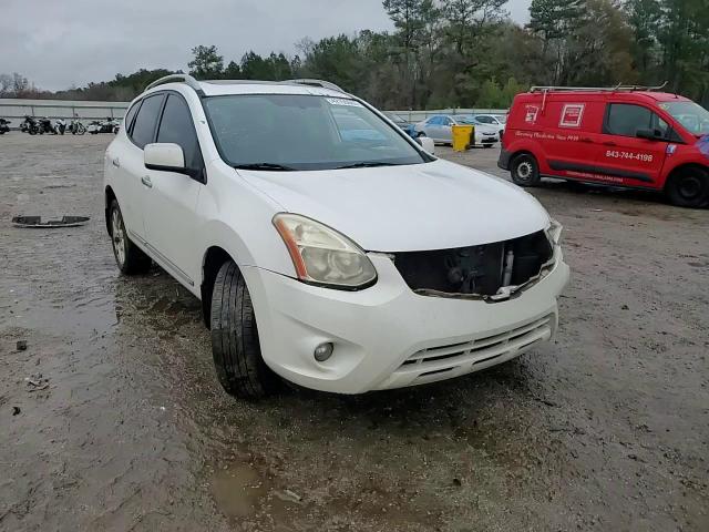 2011 Nissan Rogue - Image 12