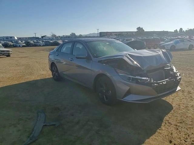2023 Hyundai Elantra - Image 10