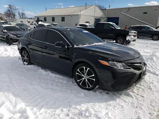 2020 Toyota Camry - Image 14