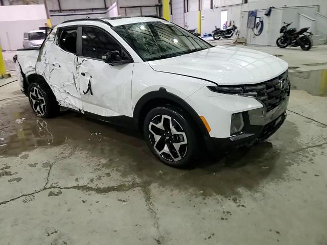 2022 Hyundai Santa Cruz - Image 13