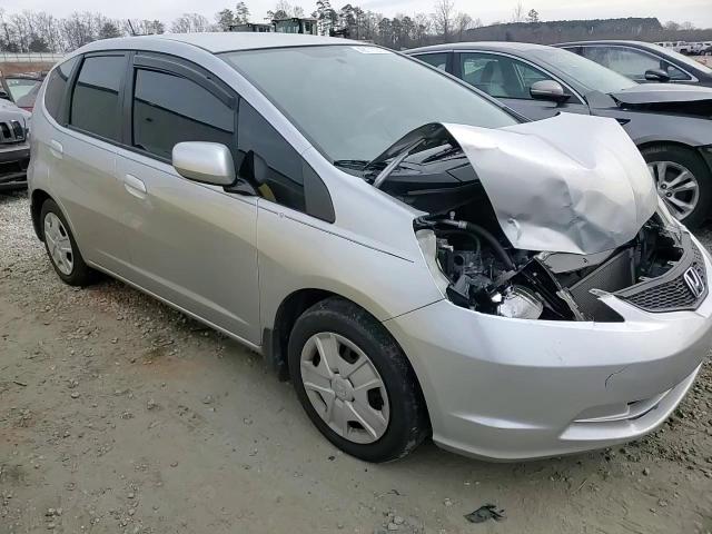 2013 Honda Fit - Image 11