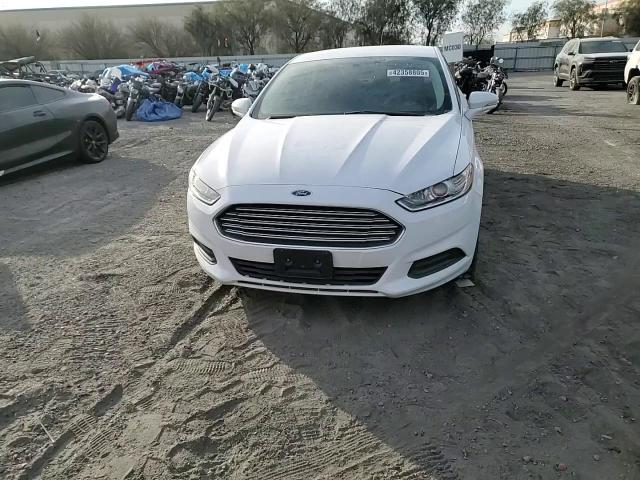 2016 Ford Fusion - Image 10