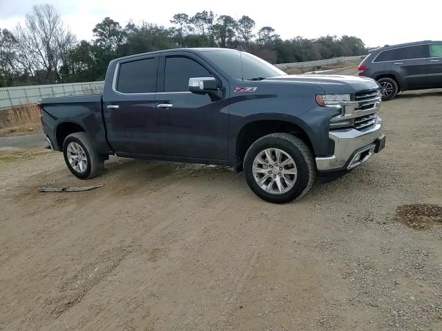 2022 Chevrolet Silverado - Image 10