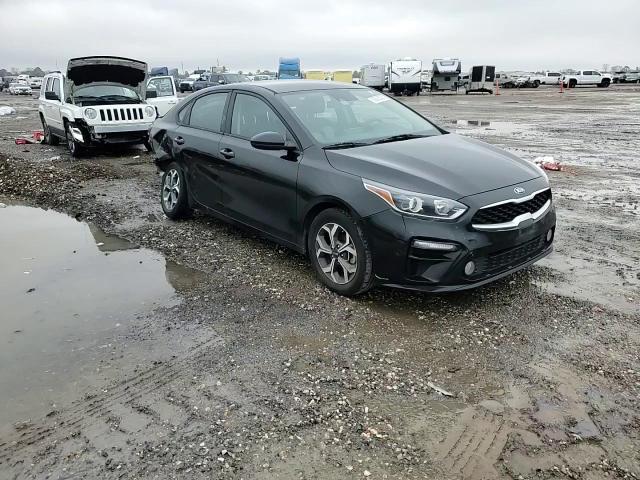2021 Kia Forte - Image 11