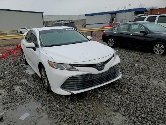 2019 Toyota Camry - Image 14
