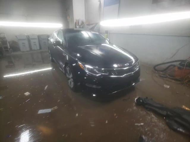 2020 Kia Optima - Image 14