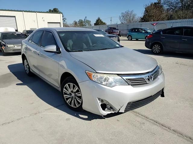 2012 Toyota Camry - Image 10