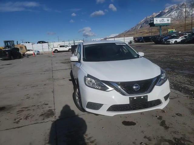 2019 Nissan Sentra - Image 11