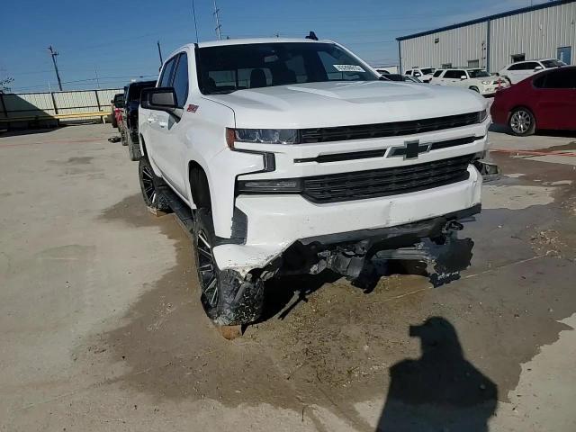 2019 Chevrolet Silverado - Image 13
