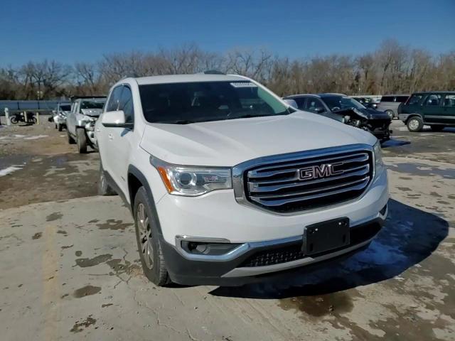 2019 GMC Acadia - Image 12