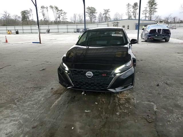 2024 Nissan Altima - Image 10
