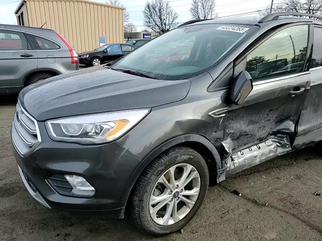 2019 Ford Escape - Image 11