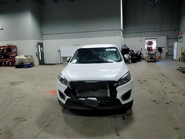 2017 Kia Sorento - Image 11