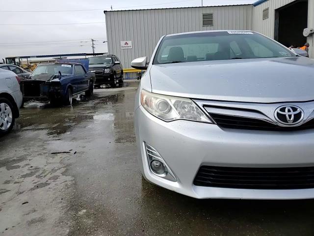 2014 Toyota Camry - Image 13