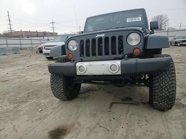 2013 Jeep Wrangler - Image 12