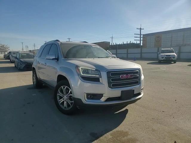 2016 GMC Acadia - Image 11